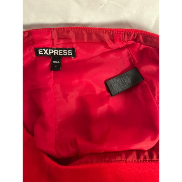 Express Red Mini Skirt Size 8 – Front Pocket A-Line Chic Solid Vibrant Color - Picture 4 of 6